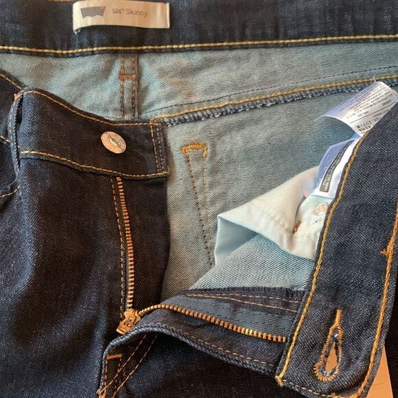 LEVIS, cropped skinny, NWT, size 11,. 30 waist, great style - Picture 3 of 14